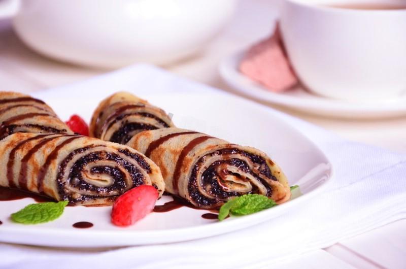 Poppy Seed Nut-Filled Pancakes Poppy Seed Nut-Filled Pancakes