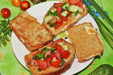 Quick and Tasty Fried Milk and Egg Bread