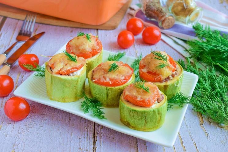 Baked Zucchini with Minced Meat and Cheese Baked Zucchini with Minced Meat and Cheese