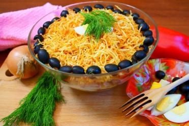 Festive Potato Strip Salad
