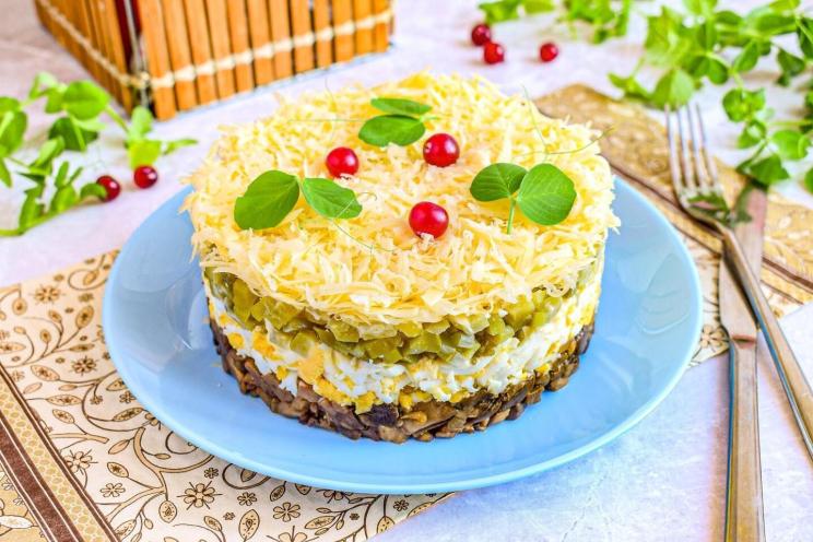 Quick & Tasty Mushroom Cheese Salad