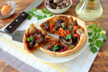 Delicious Meatless Pizza