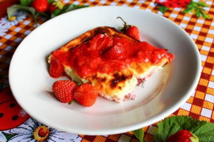 Strawberry Cottage Cheese Casserole Delight