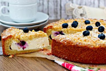 Blueberry Cottage Cheese Pie Delight