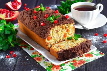 Fluffy Oven-Baked Cake with Walnuts and Raisins