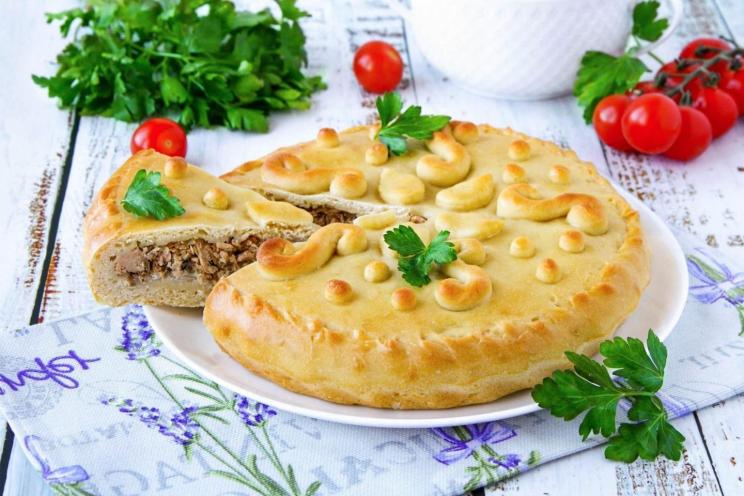 Quick & Easy Canned Salmon Pie