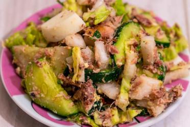 Fresh Cucumber and Tuna Summer Salad Recipe
