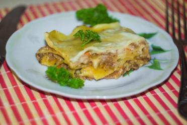 Slow Cooker Minced Meat Lasagna