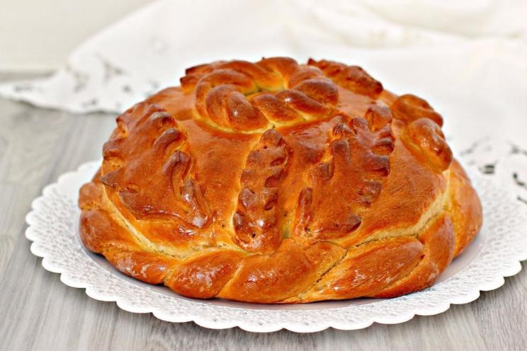 Wedding Bread Loaf with Condensed Milk and Yogurt Wedding Bread Loaf with Condensed Milk and Yogurt