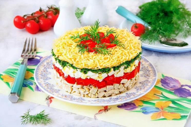 Chicken & Egg Cheese Salad with Tomatoes