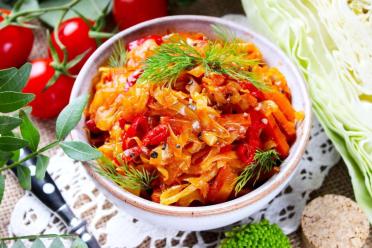 Slow Cooker Stewed Cabbage