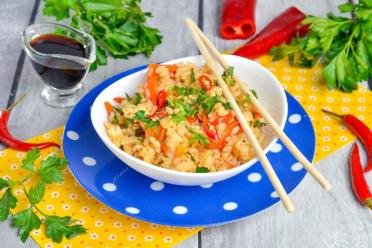Flavorful Japanese Rice with Juicy Fried Chicken and Vegetables