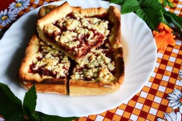 Raspberry Jam Shortbread Pie