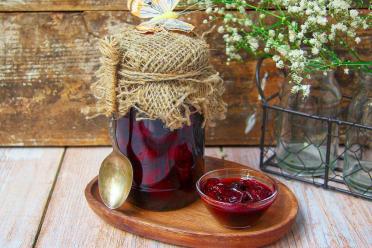 Quick & Healthy Cherry Jam with Agar Agar