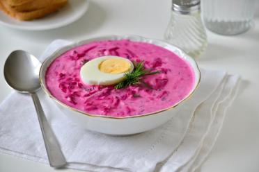 Quick & Refreshing Lithuanian Cold Borscht