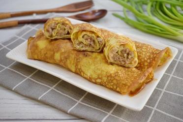 Effortless Meat and Cheese Egg Rolls