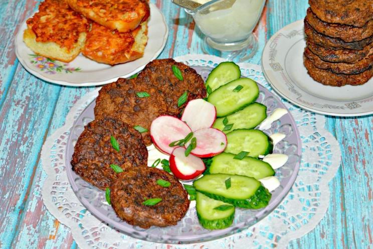 Delicious and Easy Pork Liver Pancakes