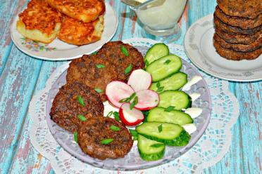 Delicious and Easy Pork Liver Pancakes