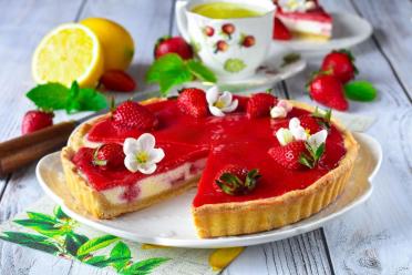 Strawberry Cottage Cheese Tart