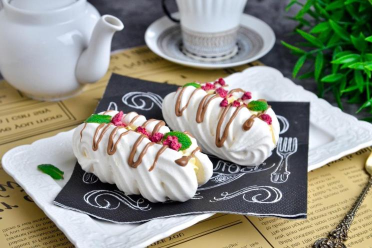 Soviet-Era Meringue Cake with Buttercream