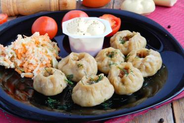 Steamed Buryat Dumplings (Pozy)