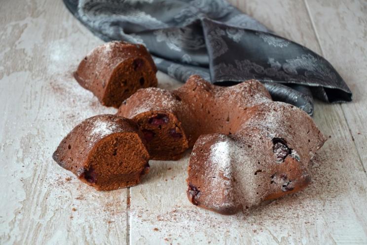 Decadent Chocolate Cherry Cupcakes Decadent Chocolate Cherry Cupcakes