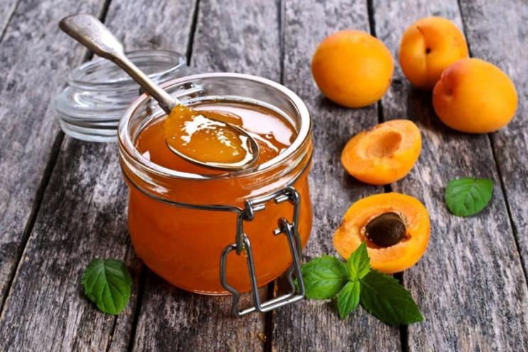 Summery Apricot Jelly Summery Apricot Jelly