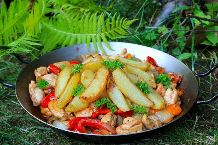 Fire-Grilled Chicken and Veggies in a Pan