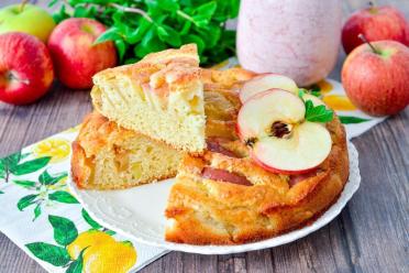 Simple and Fluffy Oven-Baked Apple Pie