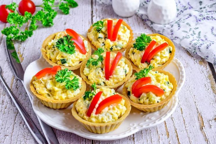 Cheese and Cucumber Tartlets Cheese and Cucumber Tartlets
