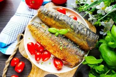 Pan-Fried Mackerel in Flour