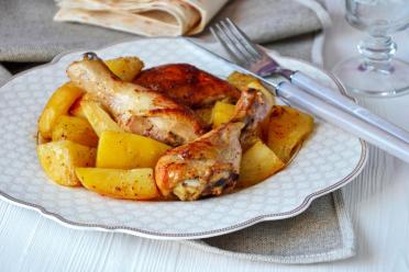 Sheet Pan Chicken with Potatoes