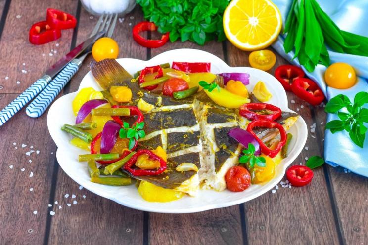 Baked Flounder with Colorful Vegetables