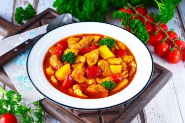 Savory Chicken Goulash with Tomato Gravy