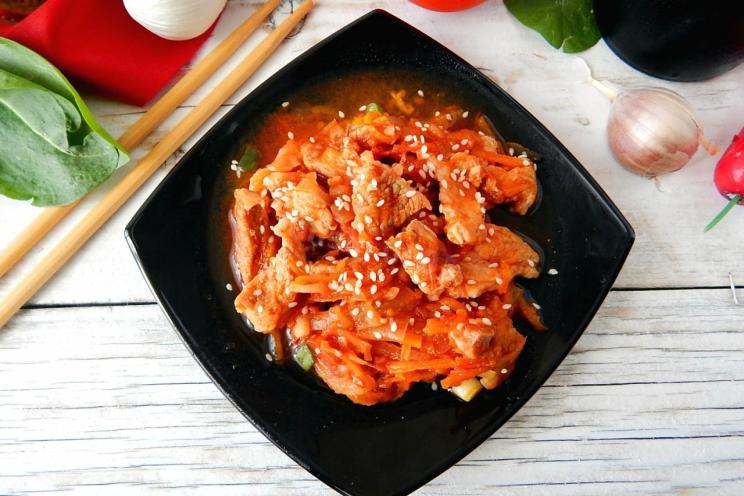 Sweet and Spicy Chinese Meat Stir-Fry