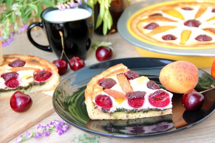 Fruit and Sorrel Cottage Cheese Pie Fruit and Sorrel Cottage Cheese Pie