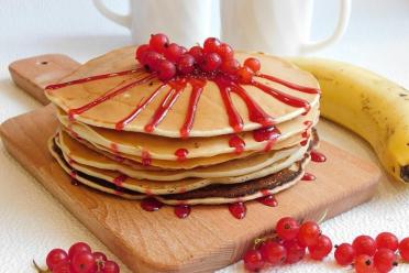 Fluffy Banana Breakfast Pancakes