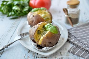 Oven-Baked Crumbled Potatoes: Easy & Delicious for All