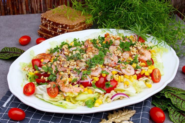 Shrimp and Pine Nut Fresh Veggie Salad Shrimp and Pine Nut Fresh Veggie Salad