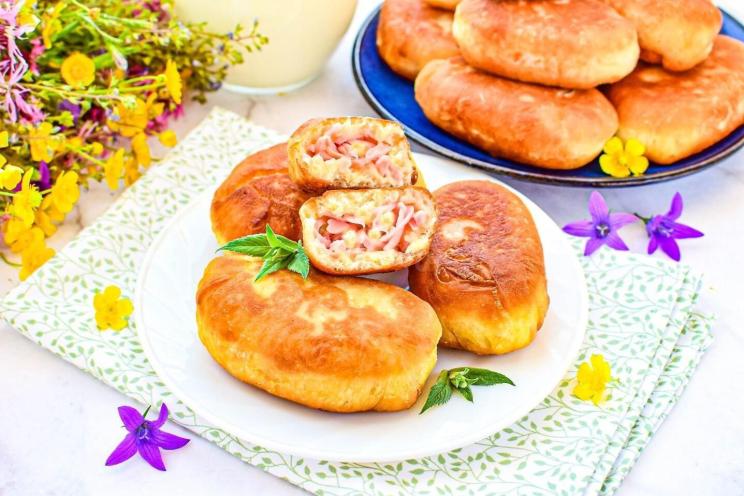 Pan-Fried Sausage and Cheese Pies