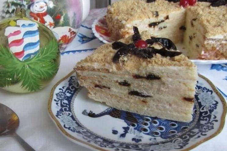 Cottage Cheese and Prune Delight Cake