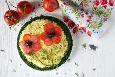 Chicken and Tomato "Red Poppy" Salad