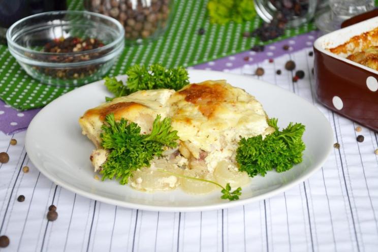 Garlic Sour Cream Chicken Legs