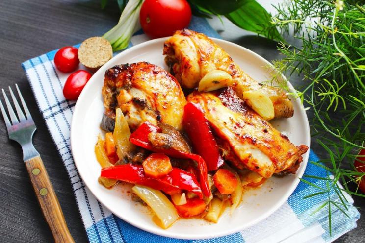 Oven-Roasted Chicken Legs with Vegetables