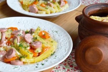 Easy Sausage and Potato Pot Bake