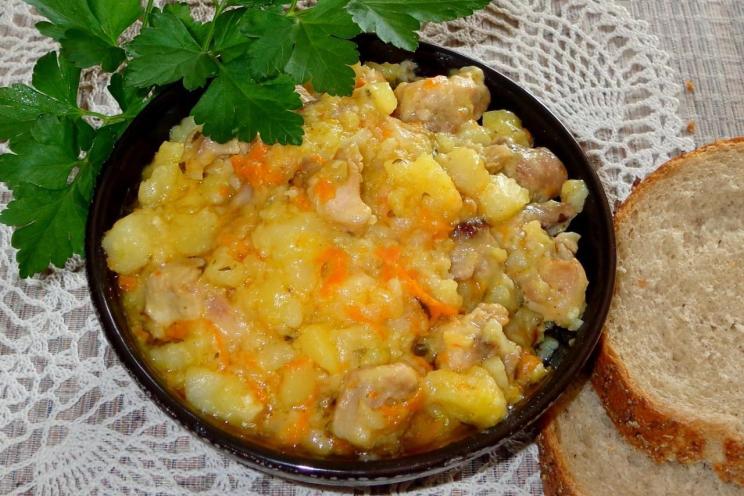 Tender Rabbit Stew with Creamy Vegetables