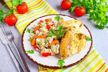 Chicken & Veggie Rice Bake in a Bag
