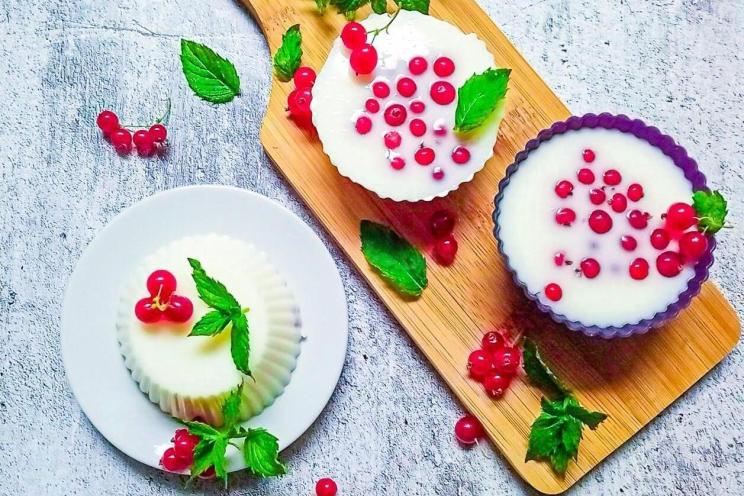 Sour Cream Berry Gelatin Delight Sour Cream Berry Gelatin Delight