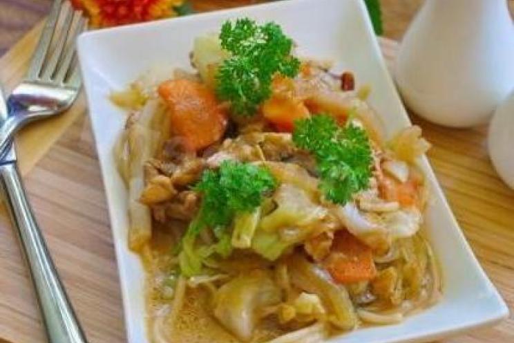 Chicken Yakisoba: Quick and Delicious Japanese Noodles Chicken Yakisoba: Quick and Delicious Japanese Noodles