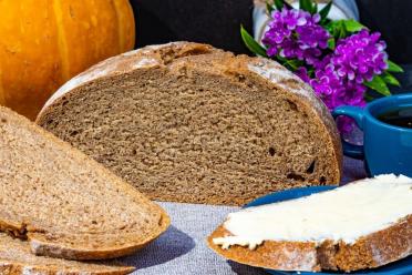 Oven-Baked Whole Grain Bread with Potato Broth